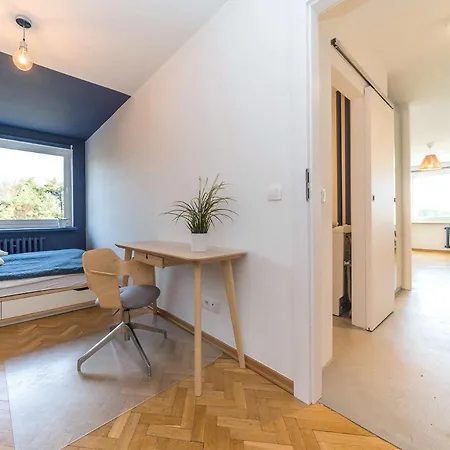 Glow - Opera Lesna アパート *