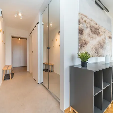 Glow - Opera Lesna アパート *