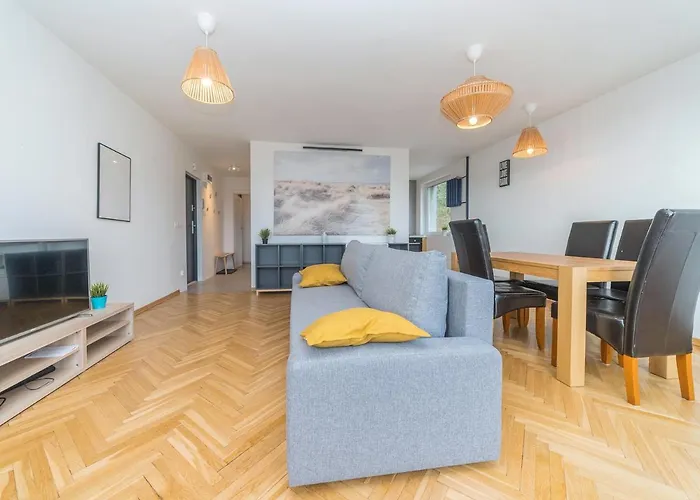 Glow - Opera Lesna *